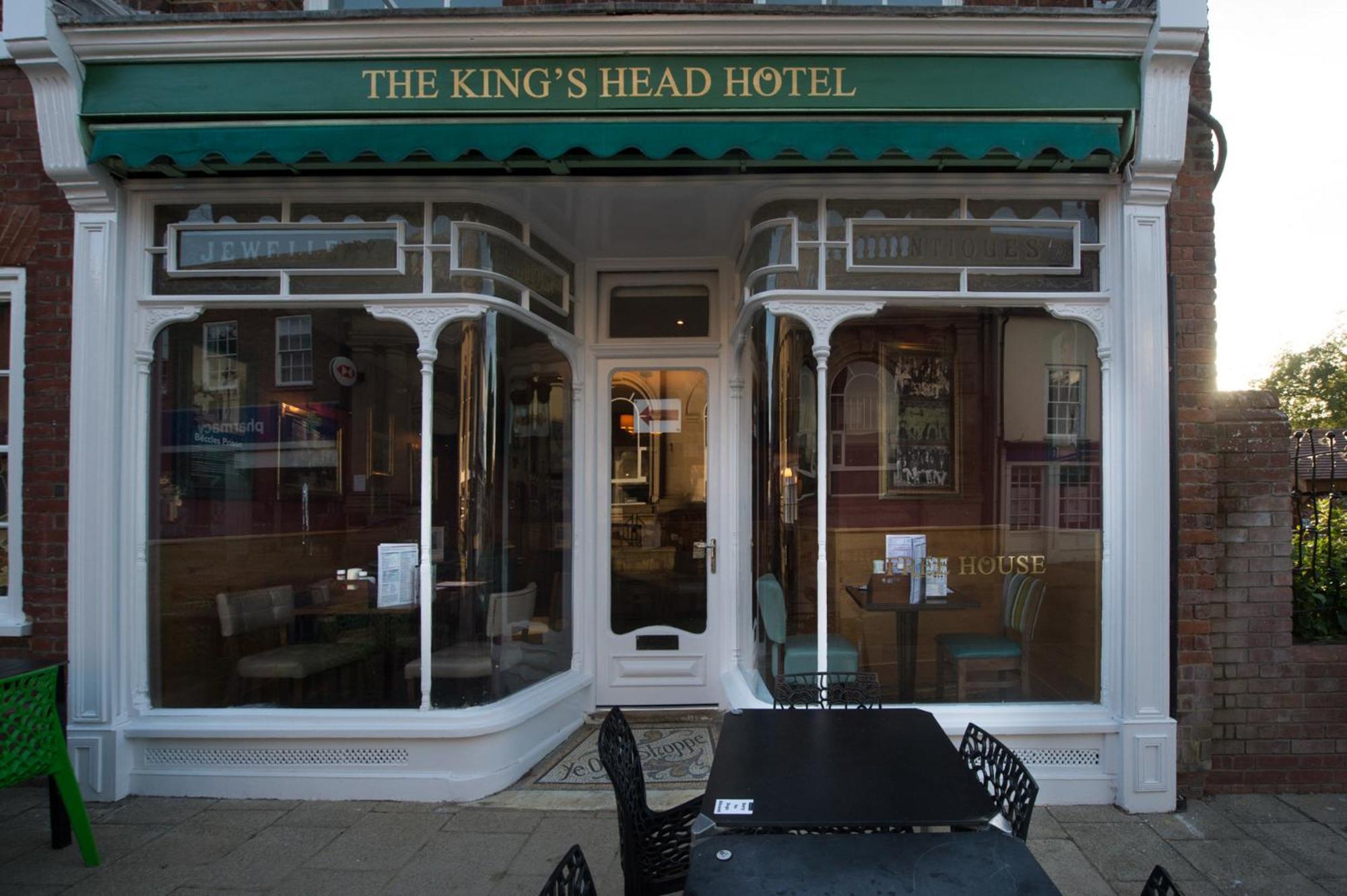 The King'S Head Hotel Wetherspoon Beccles Exterior photo